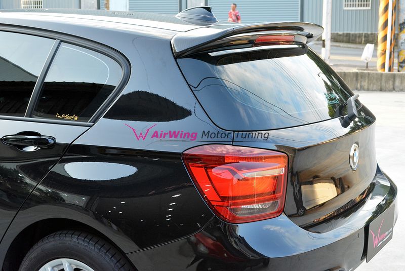 F20 AC roof spoiler 01.